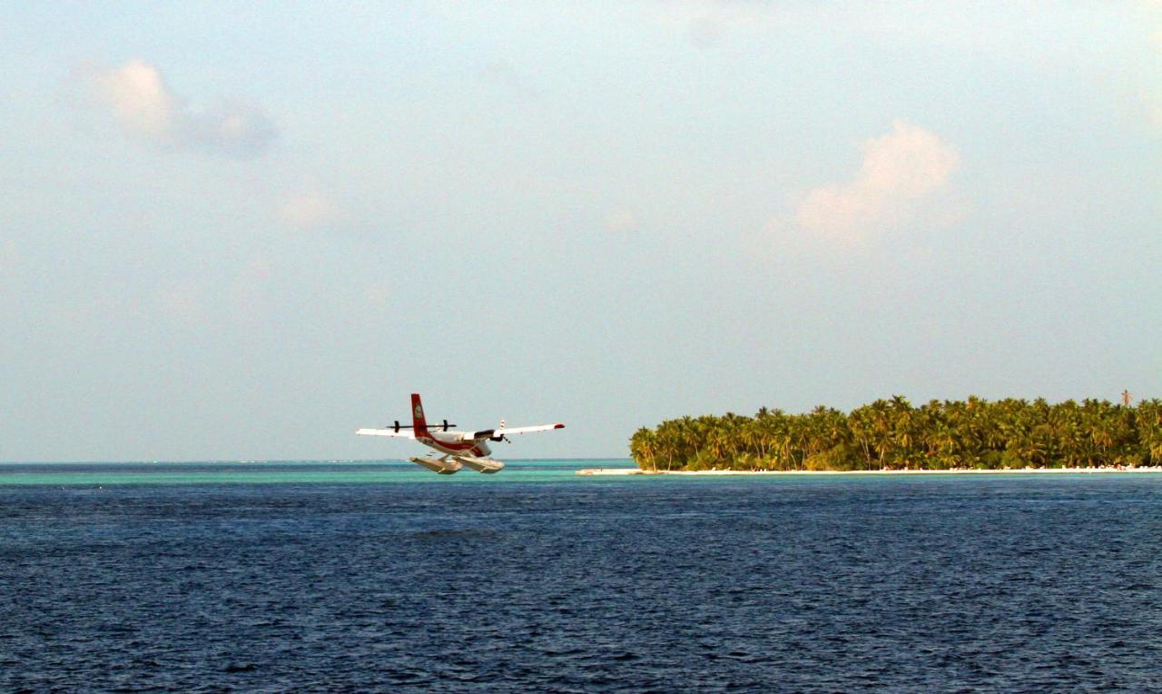 Brickwood Rasdhoo- Beach Front Exterior photo