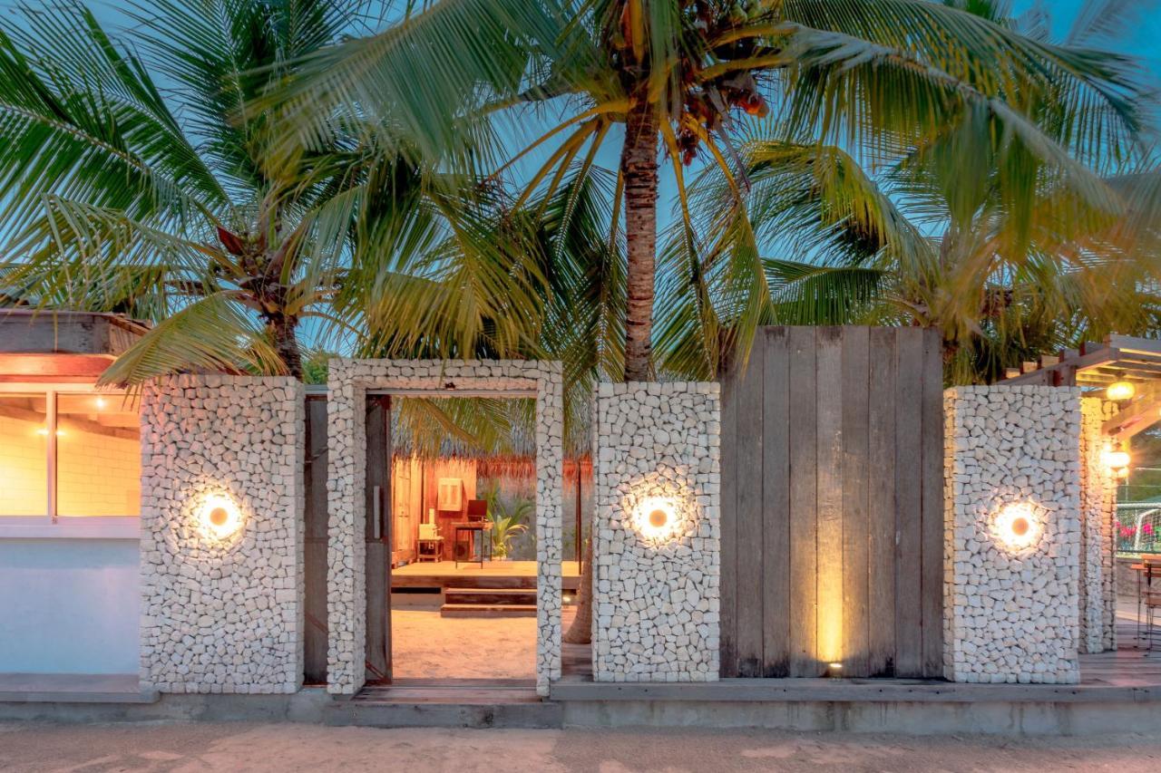Brickwood Rasdhoo- Beach Front Exterior photo