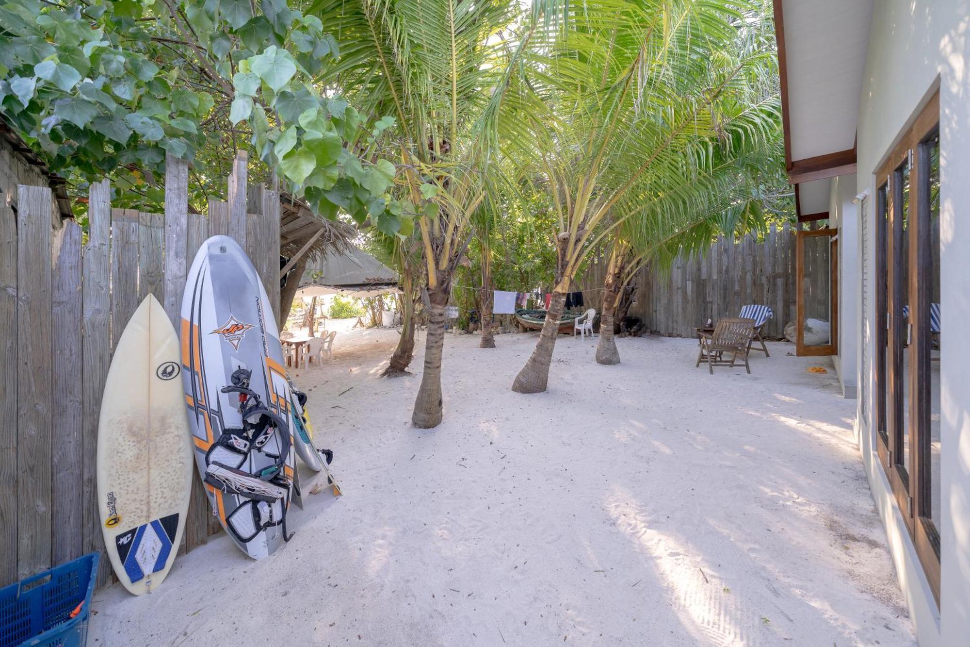 Brickwood Rasdhoo- Beach Front Exterior photo